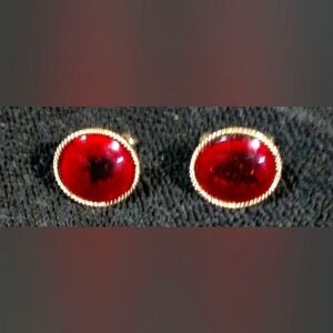 Dazzling Vintage 1950's SWANK Red Glass Stone Gold Cuff Links